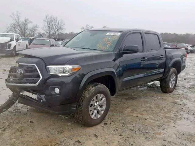 3TMAZ5CN1JM064903 - 2018 TOYOTA TACOMA DOU BLACK photo 2