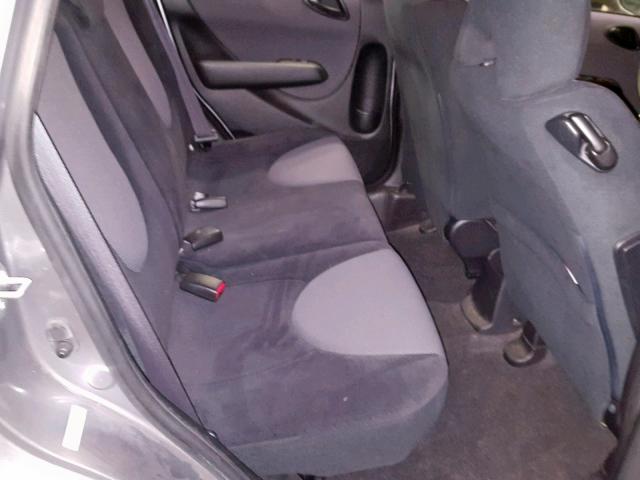 JHMGD38497S025200 - 2007 HONDA FIT GRAY photo 6