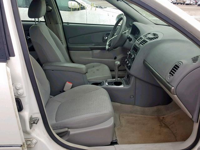 1G1ZT61866F293911 - 2006 CHEVROLET MALIBU MAX WHITE photo 5