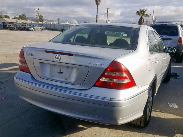 WDBRF92H37F866665 - 2007 MERCEDES-BENZ C 280 4MAT SILVER photo 4