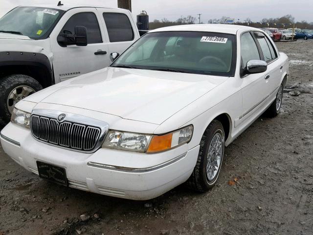 2MEFM74W5YX668443 - 2000 MERCURY GRAND MARQ WHITE photo 2