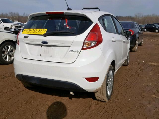 3FADP4TJ5GM172370 - 2016 FORD FIESTA S WHITE photo 4