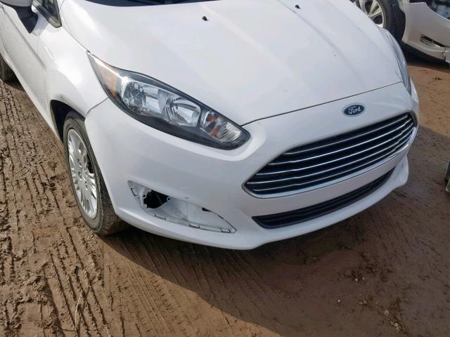 3FADP4TJ5GM172370 - 2016 FORD FIESTA S WHITE photo 9