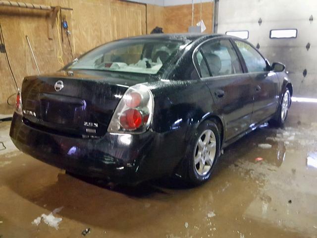 1N4AL11DX6N414889 - 2006 NISSAN ALTIMA S BLACK photo 4