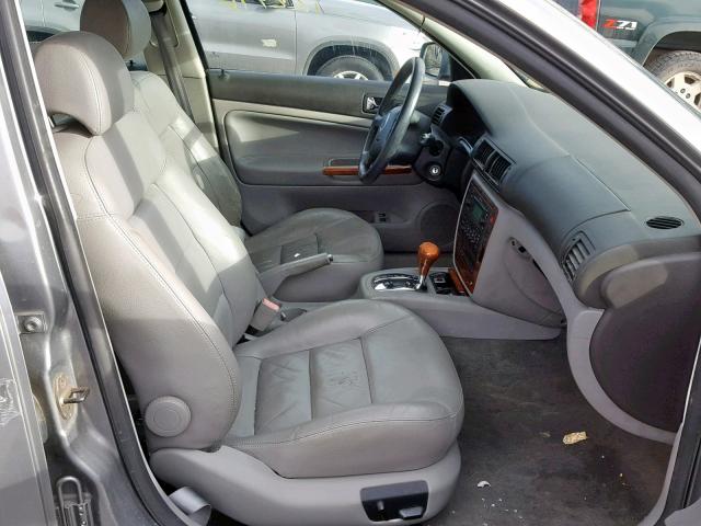 WVWWH63B93E125959 - 2003 VOLKSWAGEN PASSAT GLX 灰色 照片 5