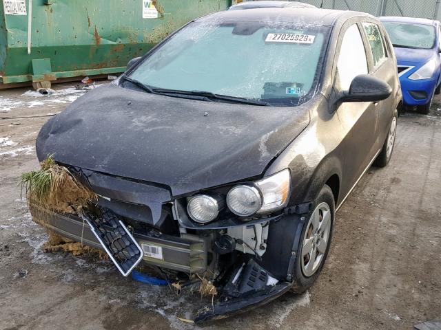 1G1JA6SG1D4219040 - 2013 CHEVROLET SONIC LS 棕色 照片 2