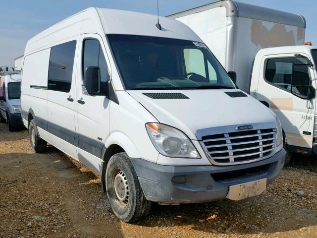 WDRPE8CC4B5540512 - 2011 FREIGHTLINER SPRINTER 2 WHITE photo 1