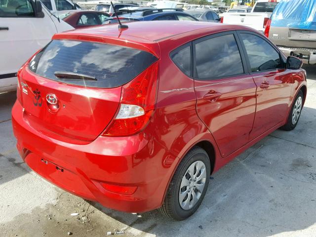 KMHCT5AE8HU350326 - 2017 HYUNDAI ACCENT SE RED photo 4