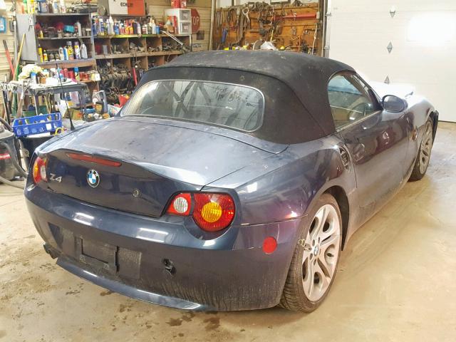 4USBT53413LU04580 - 2003 BMW Z4 3.0 BLUE photo 4