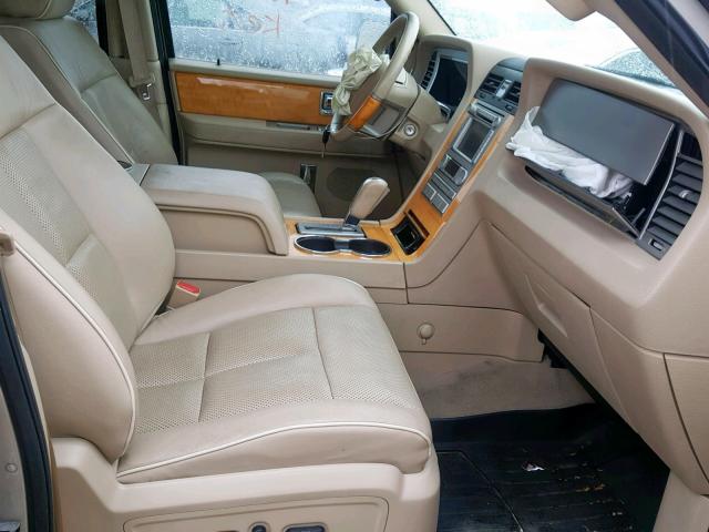5LMFL27528LJ13014 - 2008 LINCOLN NAVIGATOR TAN photo 5