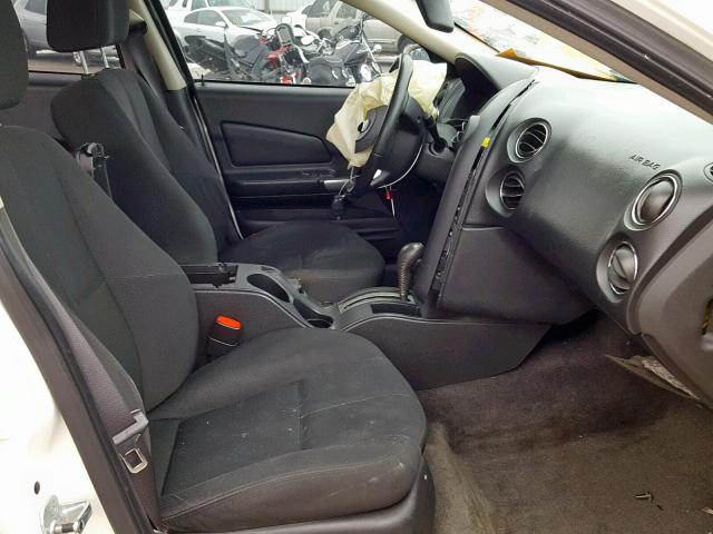 2G2WP552871105367 - 2007 PONTIAC GRAND PRIX WHITE photo 5