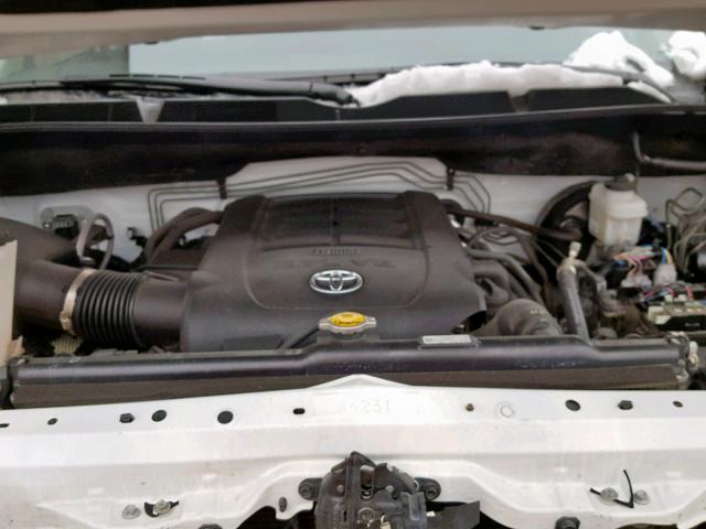 5TFAY5F19EX341244 - 2014 TOYOTA TUNDRA CRE WHITE photo 7