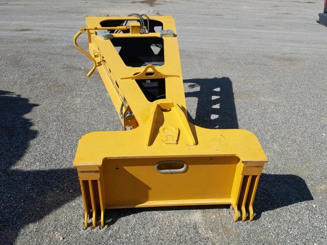 1TKR00518BM012877 - 2011 TRAIL KING FLIP AXEL YELLOW photo 5