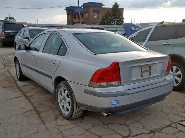 YV1RH58D222182905 - 2002 VOLVO S60 2.5T SILVER photo 3