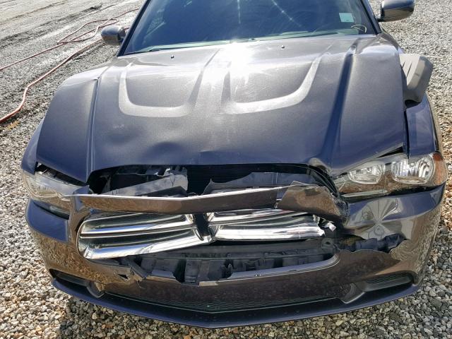 2C3CDXBG5DH610258 - 2013 DODGE CHARGER SE GRAY photo 7