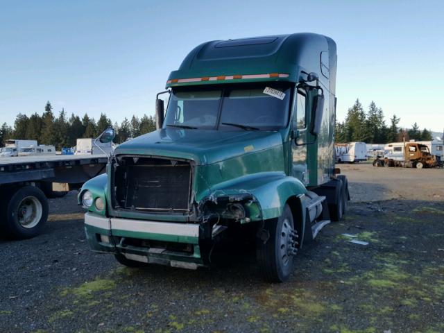 1FUJBBBG13PG98940 - 2003 FREIGHTLINER CONVENTION GREEN photo 2