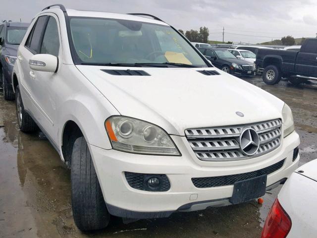 4JGBB86E26A021645 - 2006 MERCEDES-BENZ ML 350 WHITE photo 1