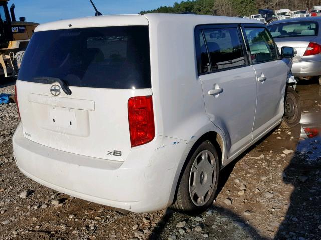 JTLKE50E781015754 - 2008 TOYOTA SCION XB WHITE photo 4