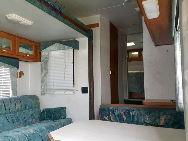 4N15N242020115524 - 2002 OTHR RV WHITE photo 5