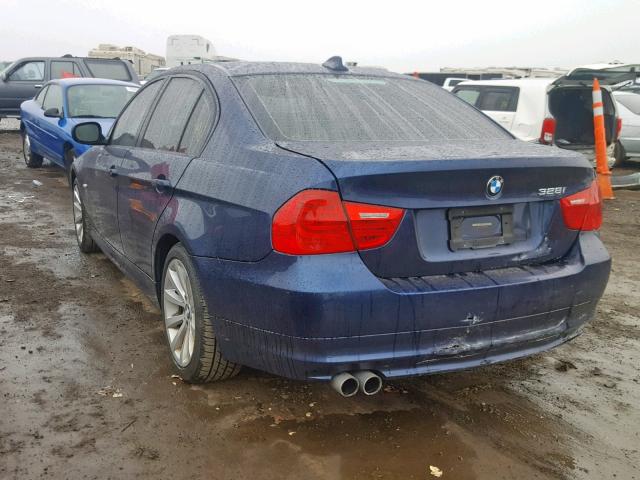 WBAPH5G56BNM81557 - 2011 BMW 328 I SULE BLUE photo 3