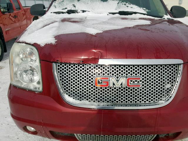 1GKFK63817J177965 - 2007 GMC YUKON DENA MAROON photo 9