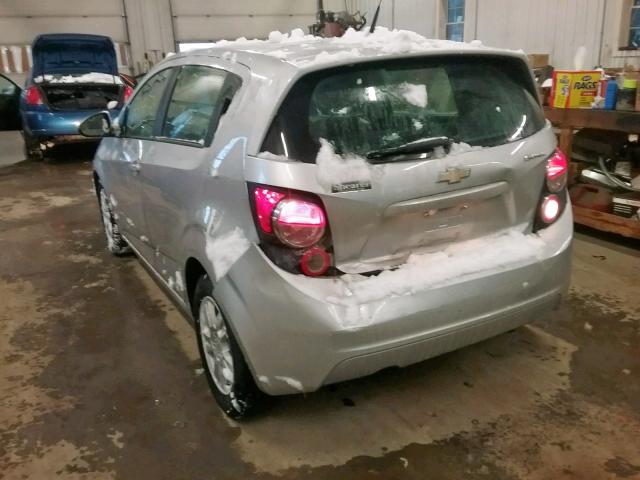 1G1JA6SH2C4112814 - 2012 CHEVROLET SONIC LS 银色 照片 3