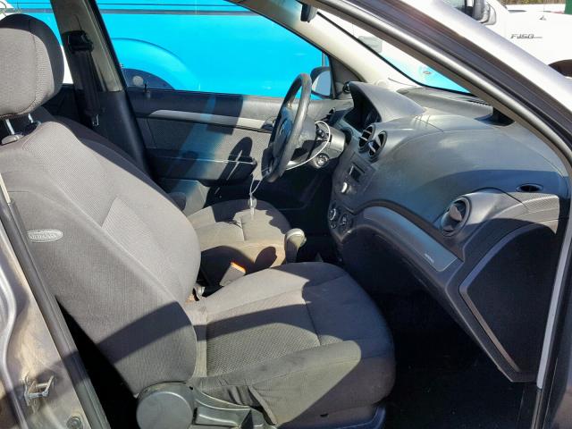 KL1TD56608B268435 - 2008 CHEVROLET AVEO BASE ნაცრისფერი ფოტო 5