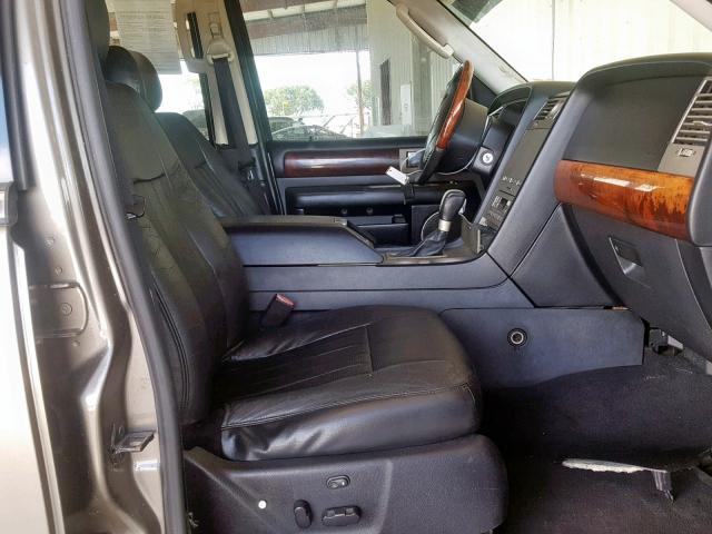 5LMFU27R23LJ04676 - 2003 LINCOLN NAVIGATOR BROWN photo 5