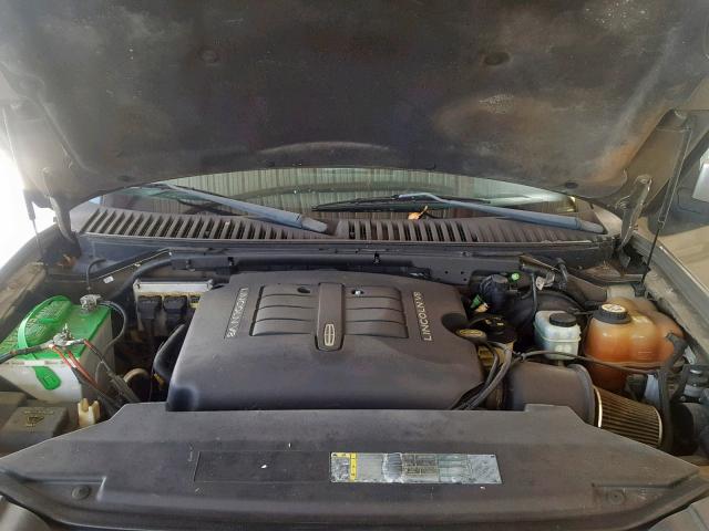 5LMFU27R23LJ04676 - 2003 LINCOLN NAVIGATOR BROWN photo 7