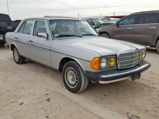 WDBAB33A5CB001835 - 1982 MERCEDES-BENZ 300 DT SILVER photo 1