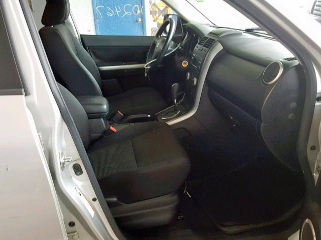 JS3TE0D23A4100082 - 2010 SUZUKI GRAND VITA SILVER photo 5