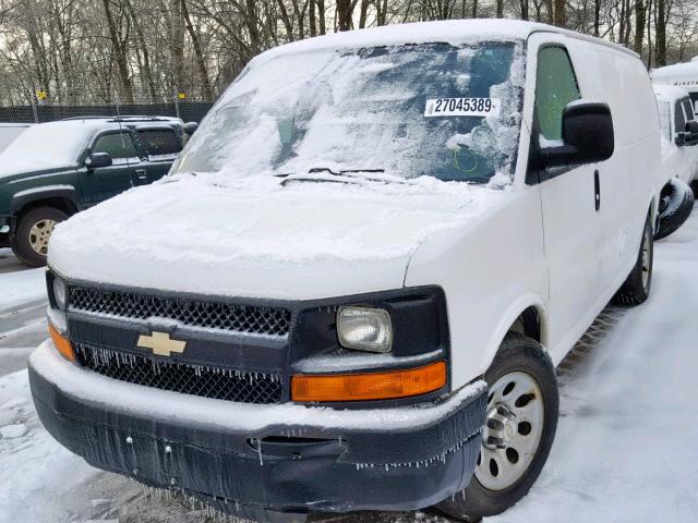 1GCSGAFX2C1179610 - 2012 CHEVROLET EXPRESS G1 WHITE photo 2