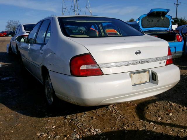 1N4DL01A5YC141209 - 2000 NISSAN ALTIMA XE WHITE photo 3