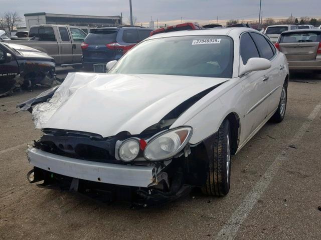 2G4WD582981171536 - 2008 BUICK LACROSSE C WHITE photo 2