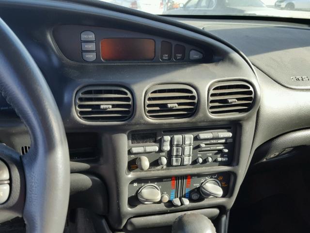 1G2WP52K41F268313 - 2001 PONTIAC GRAND PRIX SILVER photo 9