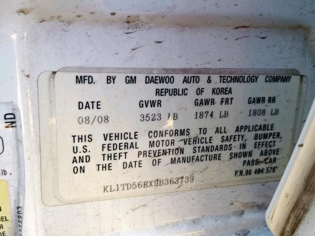 KL1TD56EX9B363139 - 2009 CHEVROLET AVEO LS WHITE photo 10