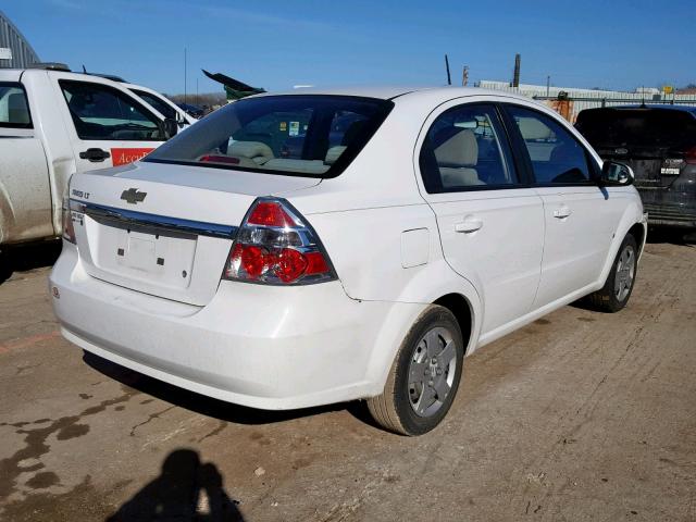KL1TD56EX9B363139 - 2009 CHEVROLET AVEO LS WHITE photo 4