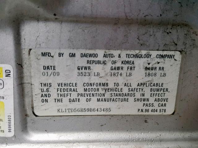 KL1TD56E59B643485 - 2009 CHEVROLET AVEO LS SILVER photo 10
