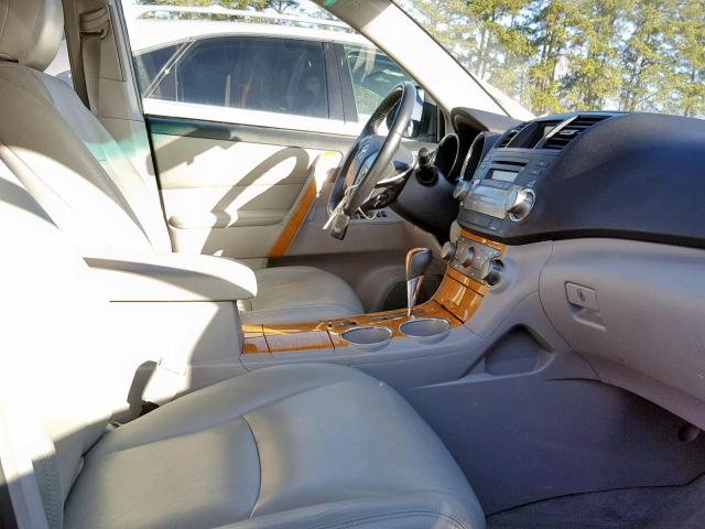 JTEEW41A882011665 - 2008 TOYOTA HIGHLANDER BLUE photo 5