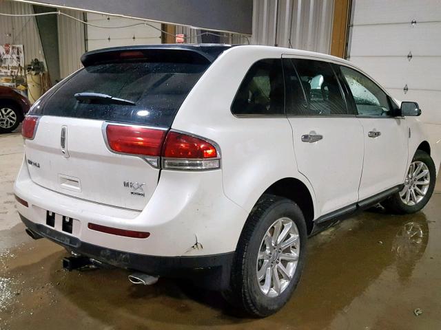 2LMDJ8JK5EBL02158 - 2014 LINCOLN MKX WHITE photo 4