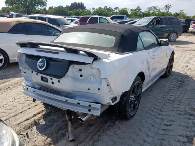 1ZVBP8FF0E5235147 - 2014 FORD MUSTANG GT WHITE photo 4