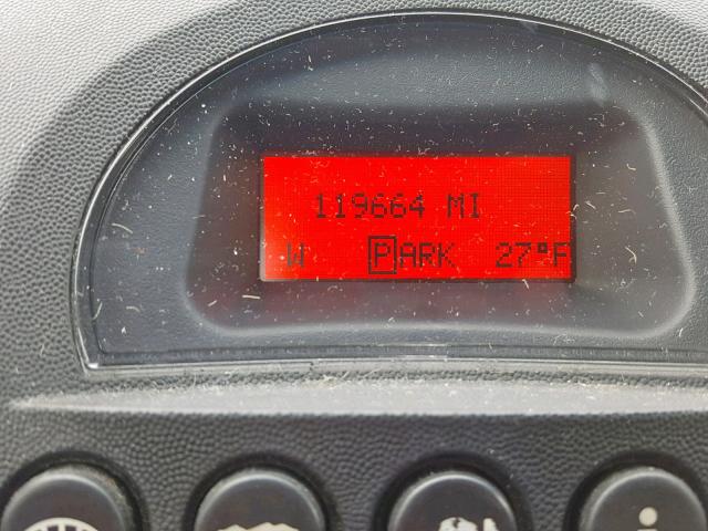 2G2WP552671152946 - 2007 PONTIAC GRAND PRIX SILVER photo 8
