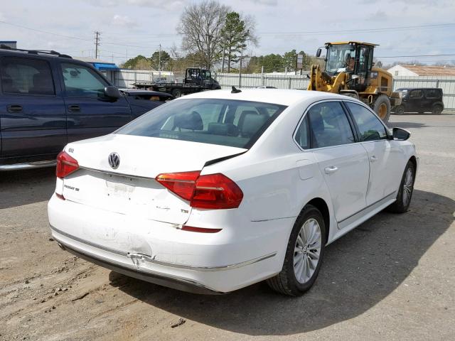 1VWBT7A36GC032152 - 2016 VOLKSWAGEN PASSAT SE WHITE photo 4