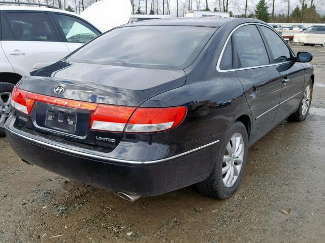 KMHFC46FX7A138441 - 2007 HYUNDAI AZERA SE BLACK photo 4