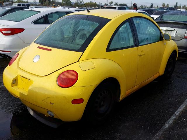3VWCK21C12M439006 - 2002 VOLKSWAGEN NEW BEETLE 黄色 照片 4