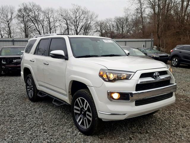 JTEBU5JR9J5504148 - 2018 TOYOTA 4RUNNER SR WHITE photo 1