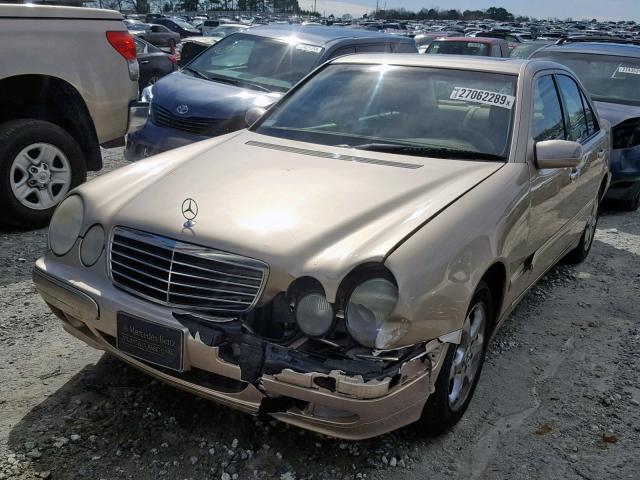 WDBJF65J72B500153 - 2002 MERCEDES-BENZ E 320 GOLD photo 2