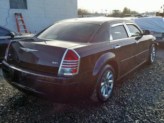 2C3JA43R05H168845 - 2005 CHRYSLER 300 BURGUNDY photo 4