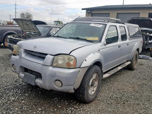 1N6ED29Y62C313843 - 2002 NISSAN FRONTIER C SILVER photo 2