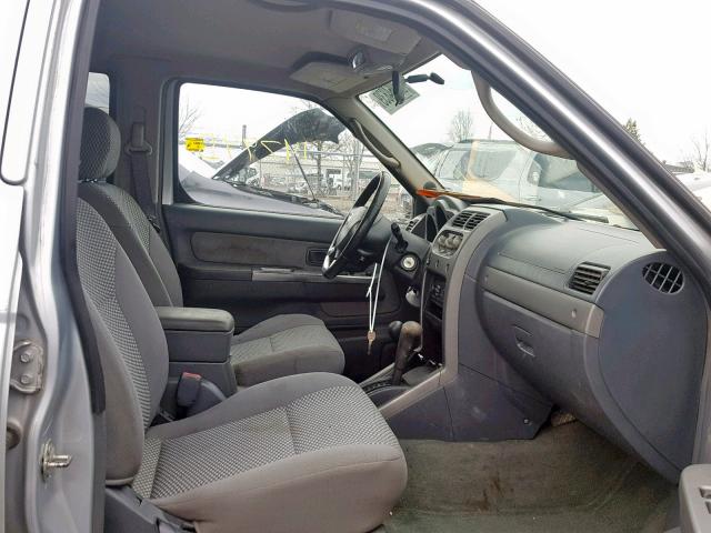 1N6ED29Y62C313843 - 2002 NISSAN FRONTIER C SILVER photo 5